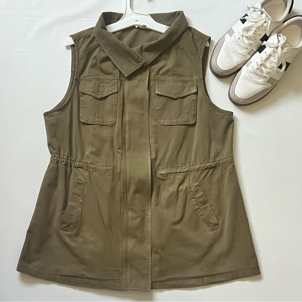 Kori America Women's Utility Vest Military Green Size Medium Good Condition